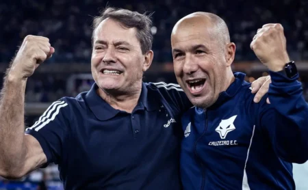 Leonardo Jardim: Permanência no Cruzeiro confirmada até o fim de 2026 após encontro com Pedrinho BH