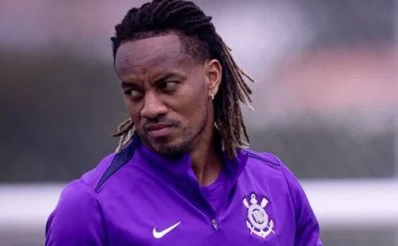 Lesão grave pelo Corinthians não teve influência do Allianz Parque, exime Carrillo Palmeiras