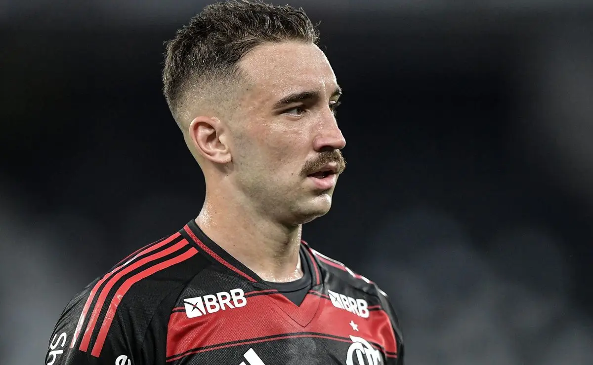 Léo Ortiz questiona arbitragem antes de Flamengo x Palmeiras pelo Brasileirão Betano Léo Ortiz questiona arbitragem antes de Flamengo x Palmeiras pelo Brasileirão Betano