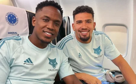 Luis Sinisterra: Reforço de volta ao Cruzeiro para enfrentar o Palmeiras