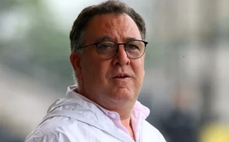 Marcelo Teixeira: Venda de Souza em 2026 Impossibilitada pela Crise do Santos Marcelo Teixeira: Venda de Souza em 2026 Impossibilitada pela Crise do Santos