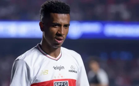 Marcos Antônio Mantém Alto Nível no São Paulo e Surge no Radar da Seleção Brasileira Marcos Antônio Mantém Alto Nível no São Paulo e Surge no Radar da Seleção Brasileira