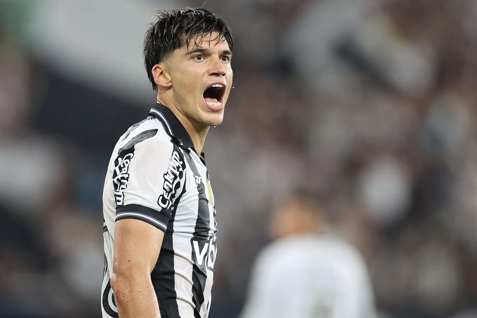Na ausência de Savarino, Joaquín Correa busca desencantar no Botafogo