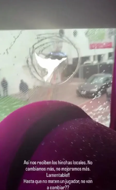 Ônibus do Lanús Sofre Ataque com Pedras Antes de Jogo da Sul-Americana; Veja o Vídeo