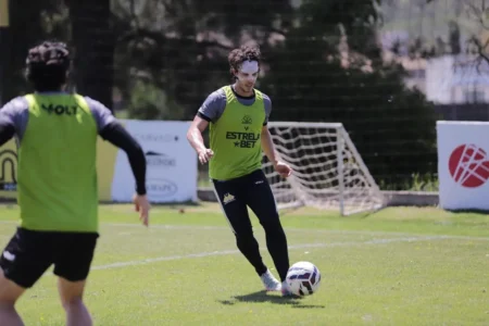 Nicolas: Criciúma pode ter reforço contra o Goiás