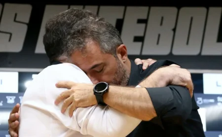 Novo Acordo com Neymar: Teixeira e Mattos Finalizam Detalhes Antes do Ano Novo Novo Acordo com Neymar: Teixeira e Mattos Finalizam Detalhes Antes do Ano Novo