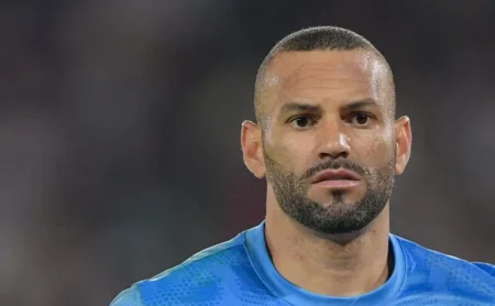 Palmeiras projeta a volta de Weverton na reta final do Brasileirão após lesão leve