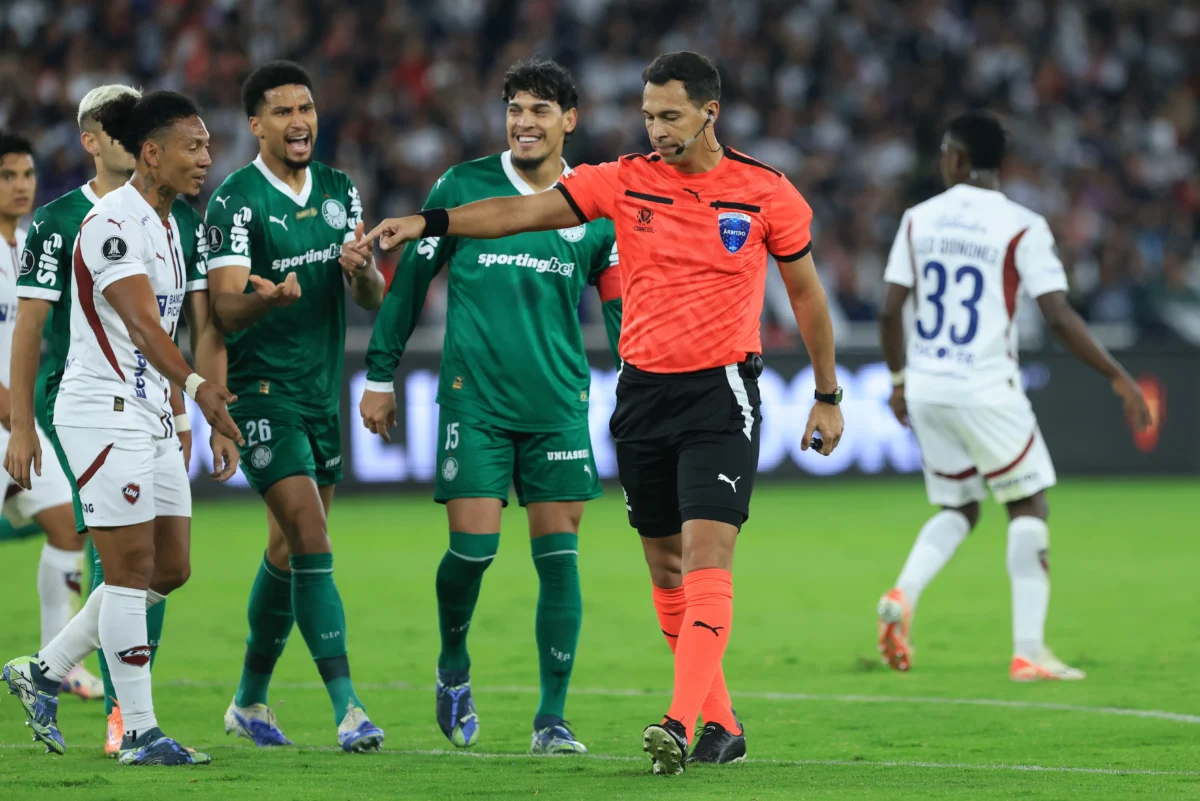 Palmeiras: instabilidade defensiva marca série de cinco jogos vazado