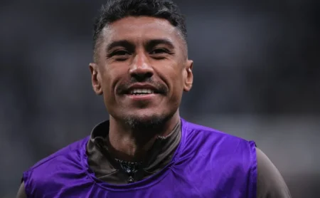 Paulino Surge como Substituto Ideal na Iminente Demissão de Fabinho Soldado no Corinthians Paulino Surge como Substituto Ideal na Iminente Demissão de Fabinho Soldado no Corinthians