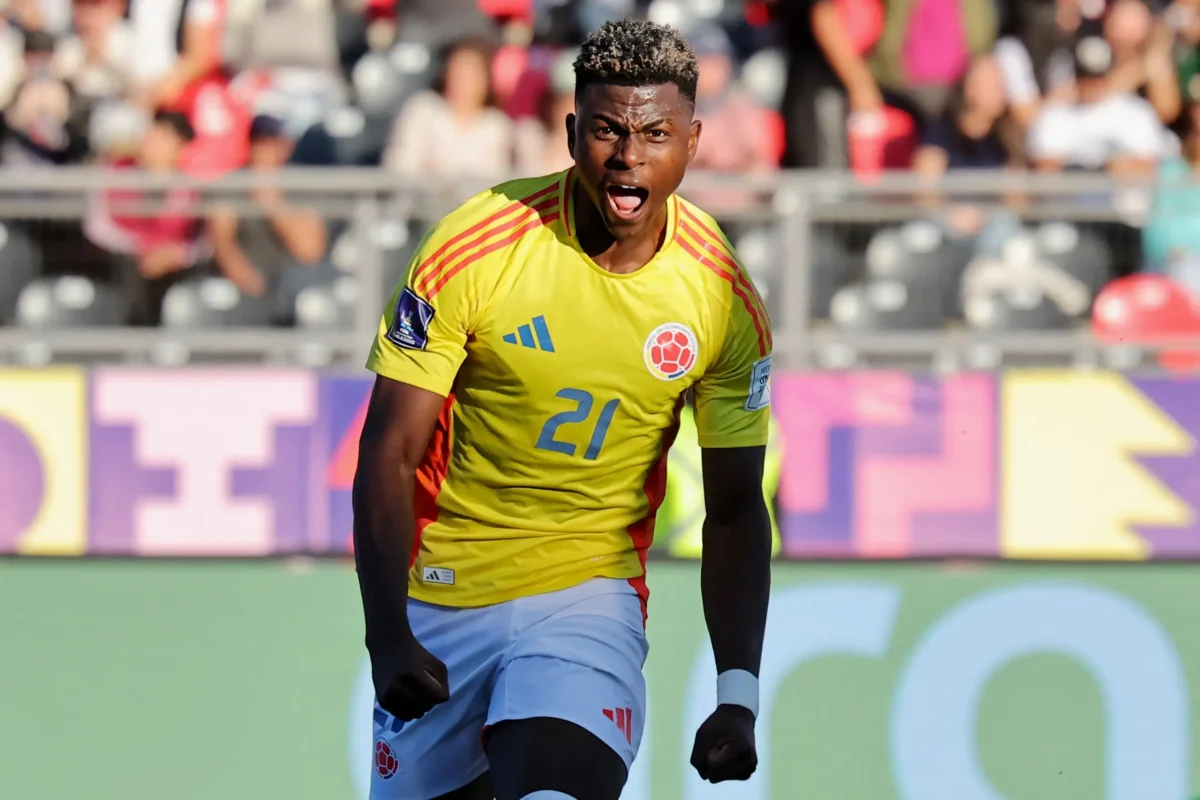 Reforço do Cruzeiro para 2026: Jogador não se reapresenta ao Millonarios e clube estuda punição