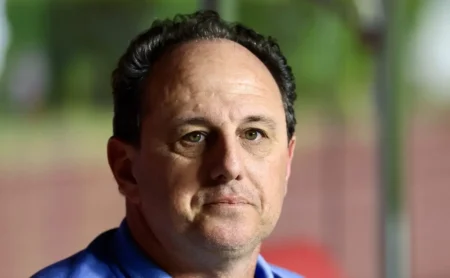 Rogério Ceni: Análise da Vitória Tricolor e Crítica à CBF sobre o Calendário