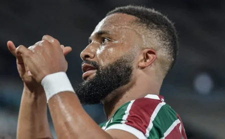 Samuel Xavier marca primeiro gol pelo Fluminense e garante a vitória contra o Internacional