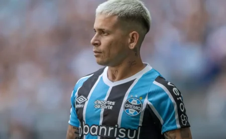 Sem brilho no Santos e Fluminense, Soteldo reforça o Grêmio em sua decisão de não investir em sua permanência.