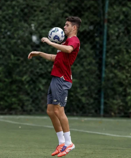 São Paulo reapresenta Oscar, Cédric e Calleri em treinos com foco especial São Paulo reapresenta Oscar, Cédric e Calleri em treinos com foco especial