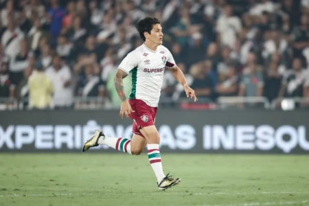 Vaias Marcam Crise: Cano Enfrenta Contestações no Fluminense Vaias Marcam Crise: Cano Enfrenta Contestações no Fluminense