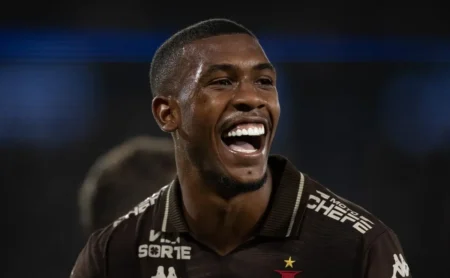 Vasco da Gama Rejeita Proposta Milionária do Betis e Segura Joia Rayan