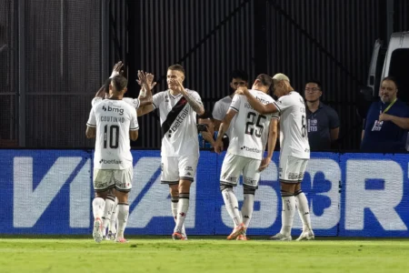 Vasco Imparável: Análise Explica por Que é o Time em Melhor Momento no Brasileirão