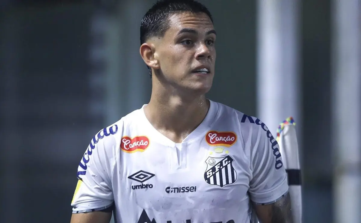 Vojvoda Valida o Potencial de JP Chermont e Jovem Ganha Reconhecimento no Santos Vojvoda Valida o Potencial de JP Chermont e Jovem Ganha Reconhecimento no Santos