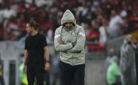 Weverton, Aníbal Moreno, Lucas Evangelista e Paulinho desfalcam Palmeiras em jogo decisivo contra a LDU pela Libertadores