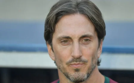 Zubeldía Avalia Primeiro Mês no Fluminense e Destaca Performance Coletiva