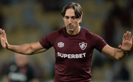 Zubeldía lança Fluminense com ataque, domina jogo e garante vitória contra o Internacional