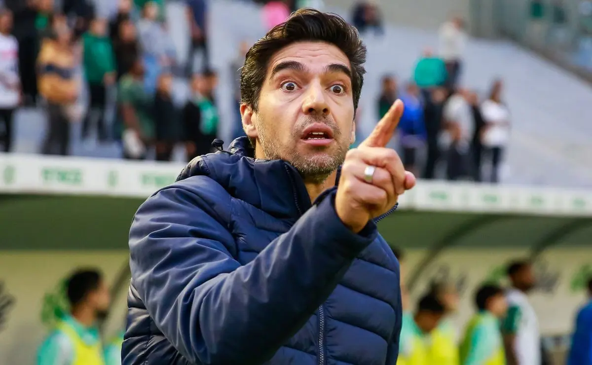 Abel Ferreira Expõe Falha de Facundo Torres ao Vivo: Erros Custam Caro Abel Ferreira Expõe Falha de Facundo Torres ao Vivo: "Erros Custam Caro"