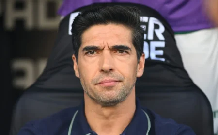 Abel Ferreira: Vice-campeão da Libertadores sob pressão da torcida palmeirense