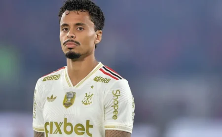 Allan: Meia do Flamengo pode seguir para o futebol mexicano após a final Allan: Meia do Flamengo pode seguir para o futebol mexicano após a final