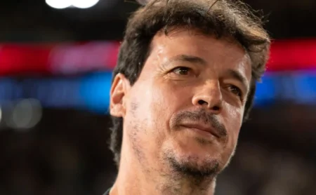 Ancelotti antecipa clássico contra o Vasco e enxerga semelhanças táticas com o Mirassol