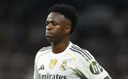 Ancelotti detalha conversa com Vini Jr. após polêmica no El Clásico Ancelotti detalha conversa com Vini Jr. após polêmica no El Clásico