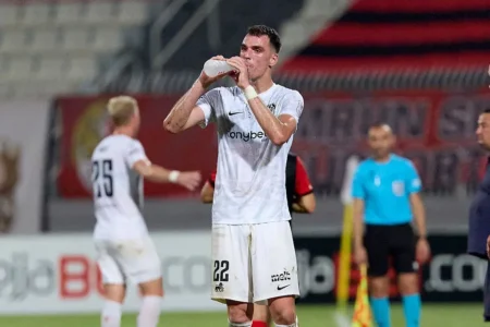 Atacante Desponta na Liderança da Artilharia Europeia, Superando Haaland e Mbappé