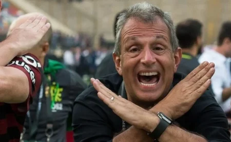 Bap, do Flamengo, alfineta Palmeiras sobre gramado sintético: "Vive de fazer show, não joga a Série A"