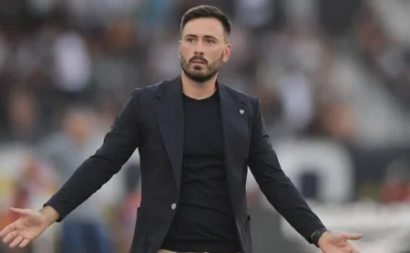 Botafogo: desfalque chave e fartura de opções no ataque moldam escalação provável