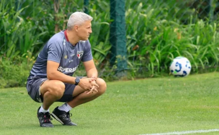 Brenno, 16 anos, impressiona em atividade que agitou o São Paulo