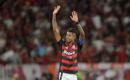 Bruno Henrique Livre para Jogar no Flamengo Após Anulação de Punição Bruno Henrique Livre para Jogar no Flamengo Após Anulação de Punição