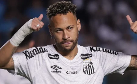 Casagrande Elogia Santos e Destaca Atuação de Neymar na Vitória Sobre o Palmeiras