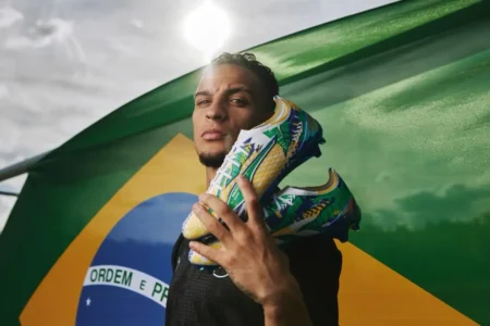 Chuteiras de Antony homenageiam o GP do Brasil de Fórmula 1; veja as fotos