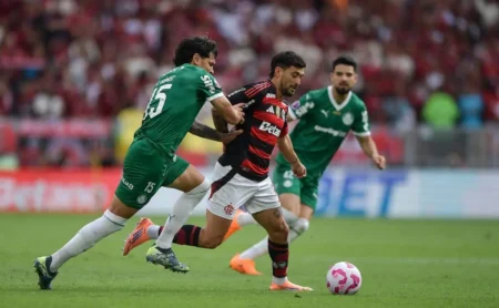 Conmebol define uniformes para a final da Libertadores entre Palmeiras e Flamengo