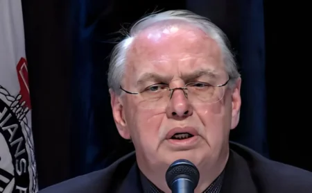 Corinthians recebe vultosa verba da Nike e projeta R$ 50 milhões para reforços com Osmar Stabile