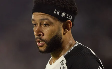 Corinthians em alerta com Memphis Depay: possível desfalque contra o São Paulo por convocação Corinthians em alerta com Memphis Depay: possível desfalque contra o São Paulo por convocação