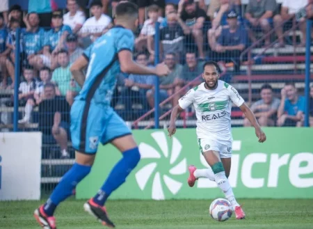 Corinthians é condenado a pagar R$ 1 milhão em ação trabalhista de Everaldo