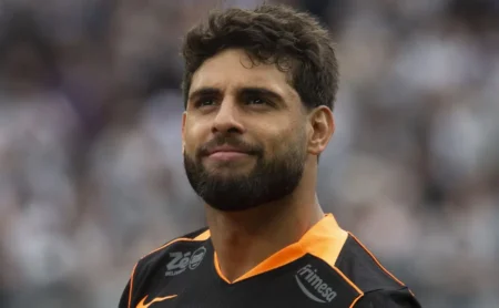 Corinthians Avalia Retorno de Pedro Raul Mediante Duas Condições, Incluindo Negociação de Yuri Alberto