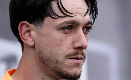 Corinthians enfrenta o Cruzeiro pelo Brasileirão com Garro de volta, mas com quatro pendurados e dois desfalques Corinthians enfrenta o Cruzeiro pelo Brasileirão com Garro de volta, mas com quatro pendurados e dois desfalques