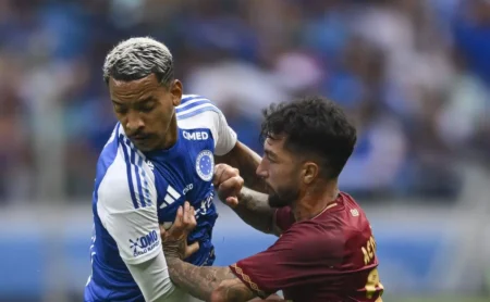 Cruzeiro desaprova tom de reclamação do Fluminense em jogada com Matheus Pereira e Bernal