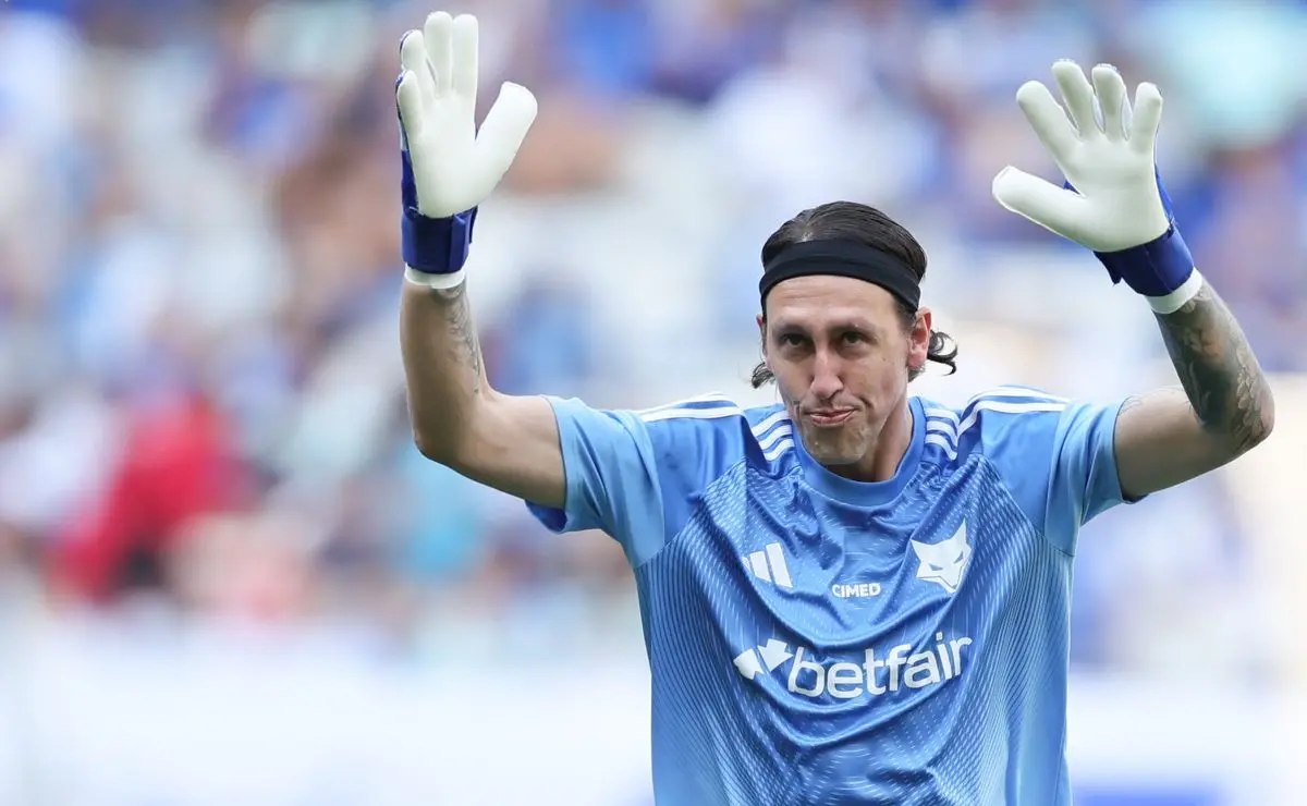 Cruzeiro: Melhora Defensiva no Brasileirão com Meta de Menos de 10 Gols nas Últimas Rodadas Cruzeiro: Melhora Defensiva no Brasileirão com Meta de Menos de 10 Gols nas Últimas Rodadas