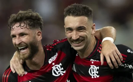 Defesa flamenguista em 2025: menos da metade dos gols sofridos em relação a 2024 no Brasileirão Defesa flamenguista em 2025: menos da metade dos gols sofridos em relação a 2024 no Brasileirão