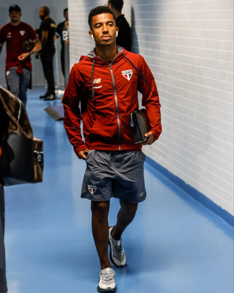 Desfalques Confirmados: Pablo Maia e Marcos Antônio Fora do Confronto do São Paulo contra o Bragantino Desfalques Confirmados: Pablo Maia e Marcos Antônio Fora do Confronto do São Paulo contra o Bragantino