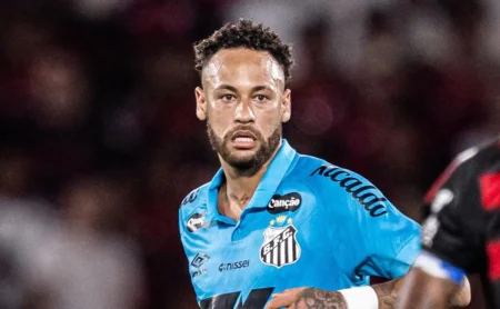 Diretoria do Santos descarta punição a Neymar por clima pesado nos bastidores