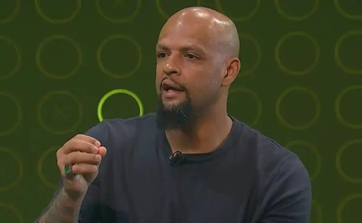 Felipe Melo explica sua paixão pelo Palmeiras após conversa com Alexandre Mattos Felipe Melo explica sua paixão pelo Palmeiras após conversa com Alexandre Mattos