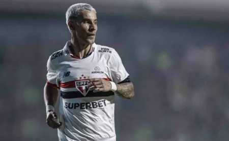 Ferreirinha em Destaque: O Liderança no Mano a Mano do São Paulo na Reta Final